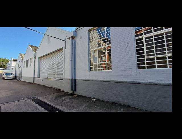 669M² WAREHOUSE TO LET IN CONGELLA